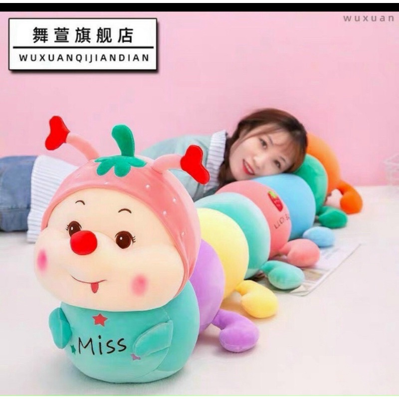 Gối ôm sâu dâu siêu đáng yêu