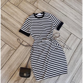 Đầm body thun sọc viền đen rút dây eo