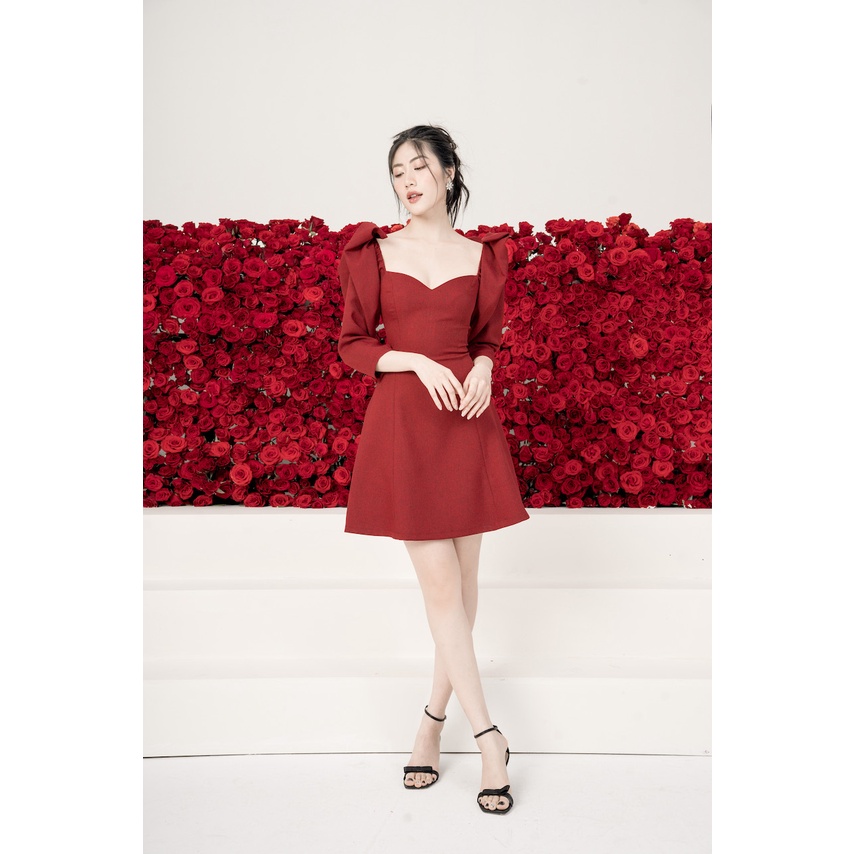 RẬP - Đầm Đỏ Tay Dài Nơ Vai Cúp Ngực - LOVIE 02