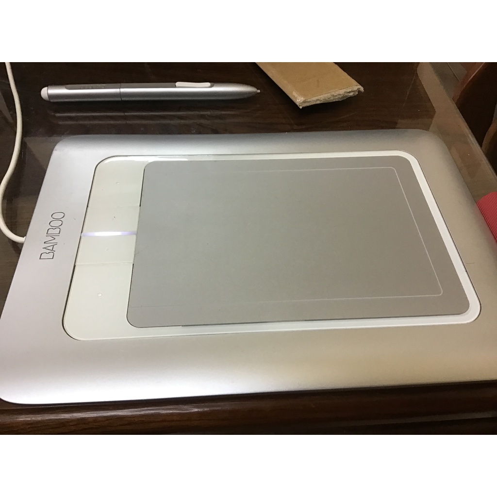 Bảng vẽ wacom Bamboo fun cth-461