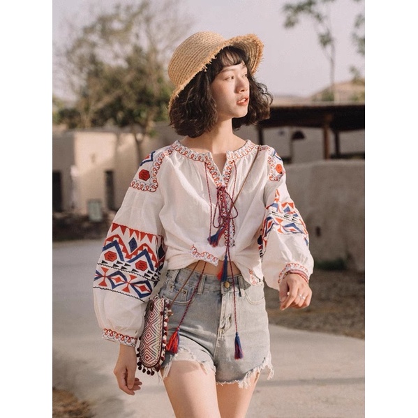 Áo Pull Thổ Cẩm Vintage Sẵn 2 Màu Đỏ Trắng