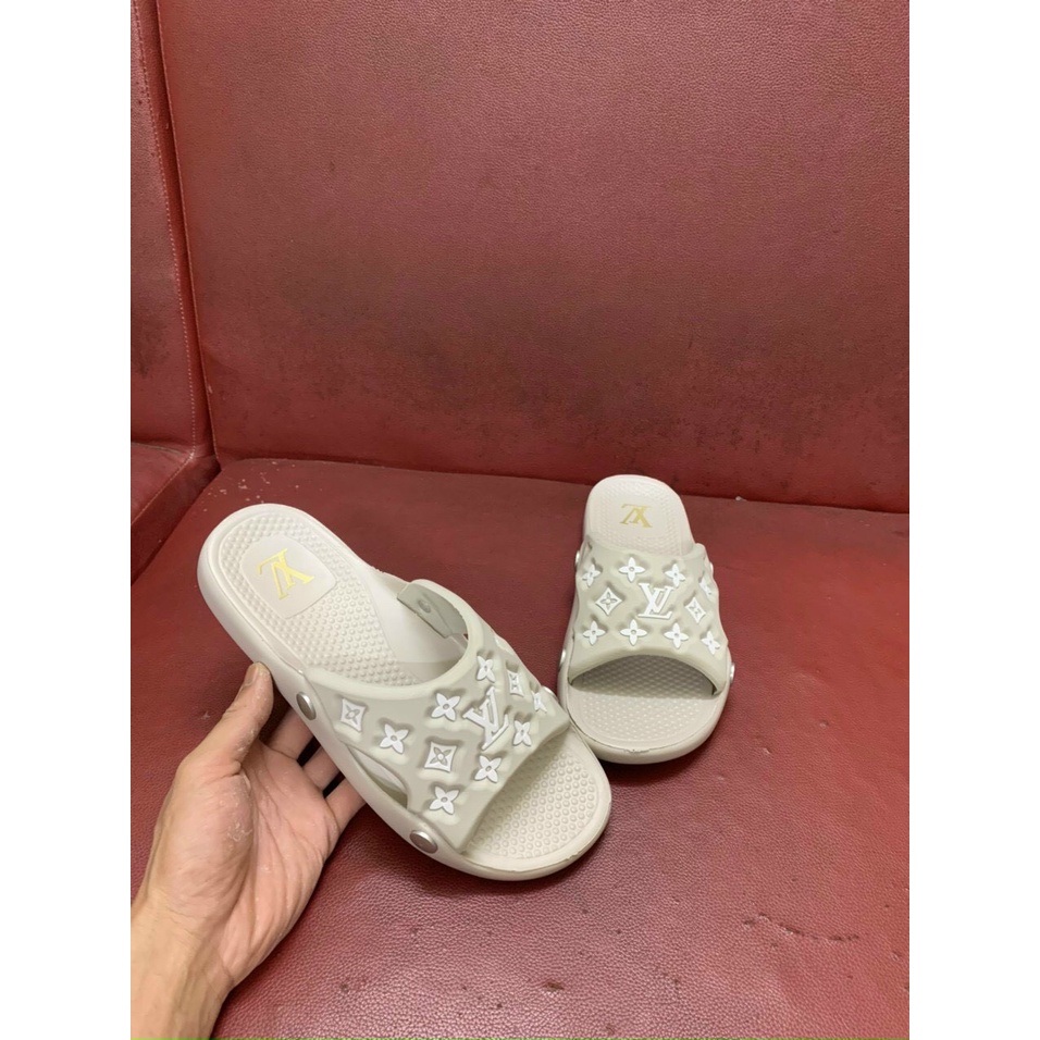 Dép cao cấp LV đế đúc cao su hàng cao cấp trẻ đẹp