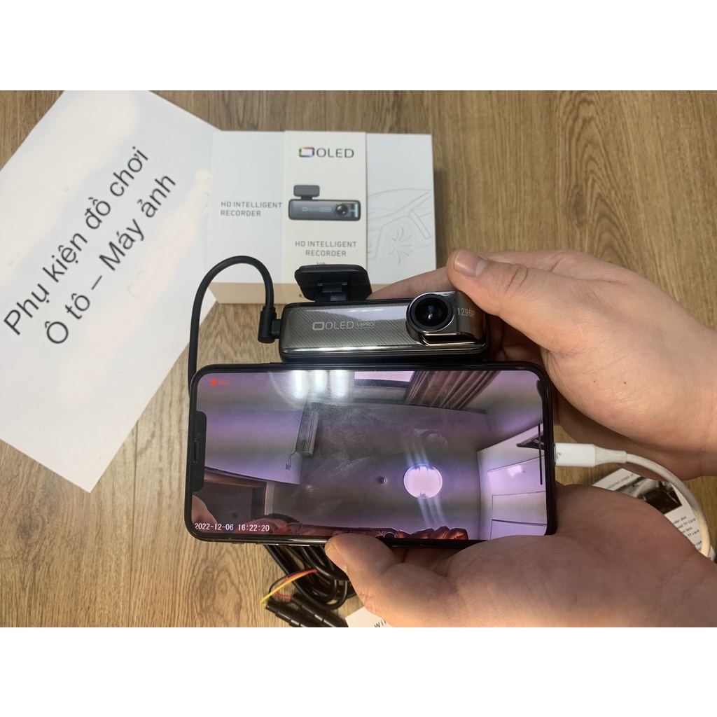 Camera hành trình OLED V8 FullHD 1080p có cảnh báo va chạm lấn làn - Xem Video Trên Điện Thoại Và Màn Hình ANDROID