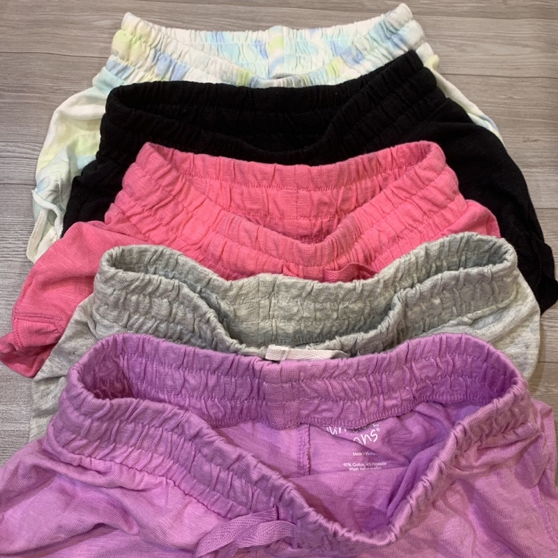 Quần short cotton bé gái viền bèo dư xịn