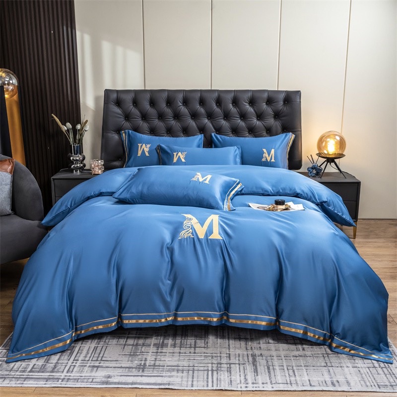 Bộ chăn Ga Phi Lụa Thêu Chữ Lv và M Mềm Mịn, Set 4 Món Phi Lụa Mát Lạnh Mẫu Mới 2023
