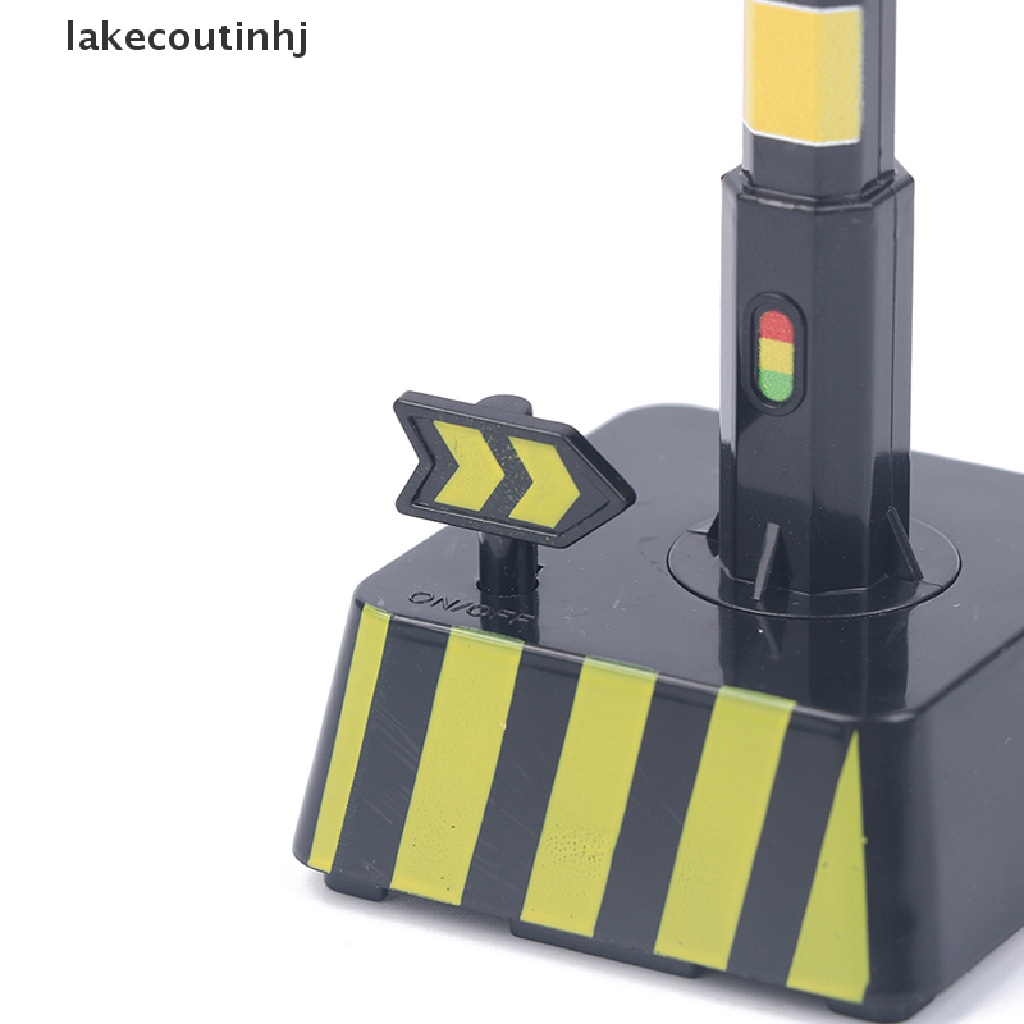 Đồ Chơi Mô Hình Đèn Giao Thông Giáo Dục Sớm Cho Bé