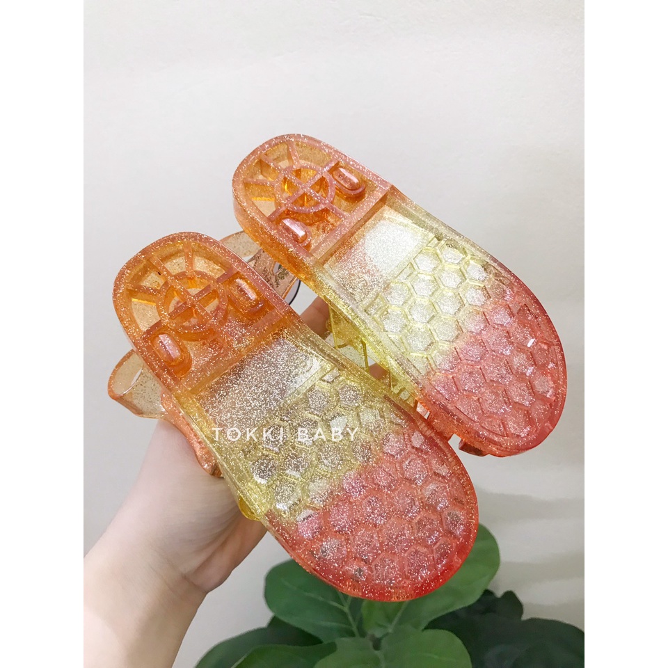 Sandal thơm màu vàng cam cho bé SOK002
