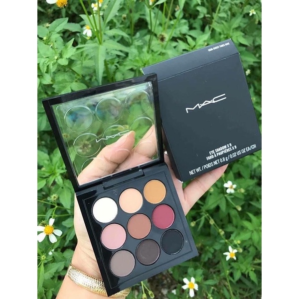 Bảng mắt MAC 9 ô 800k sale 580k