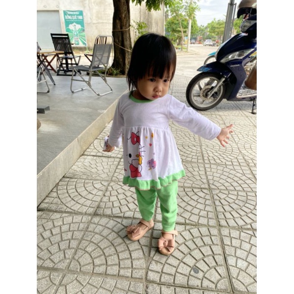 Xả kho | Bộ dài tay trắng in hình vạt nhún bèo kiểu babydoll siêu xinh cho bé yêu 7-17kg