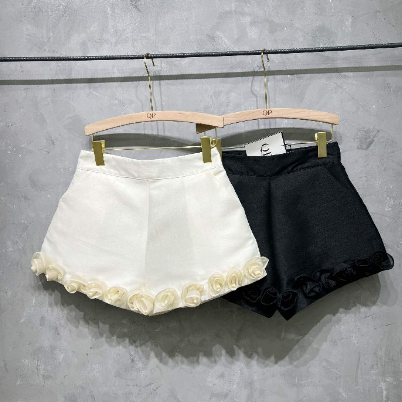 Quần sooc tapta chân hoa