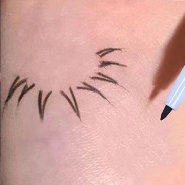 Bút Kẻ Mắt / Lông Mày 4 Màu Tùy Chọn Chống Nước Lâu Trôi Dành Cho Nữ