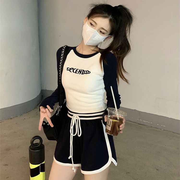 Jiashucheng Áo Thun Tay Dài Hở Vai Màu Sắc Tương Phản Thời Trang Mùa Thu Cho Nữ