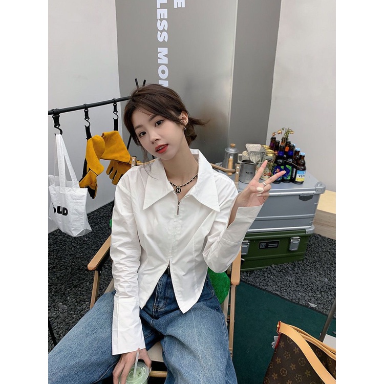 Áo sơ mi croptop nữ màu trắng niche thiết kế cảm giác xếp lớp bên trong áo sơ mi dài tay áo sơ mi nữ màu trắng