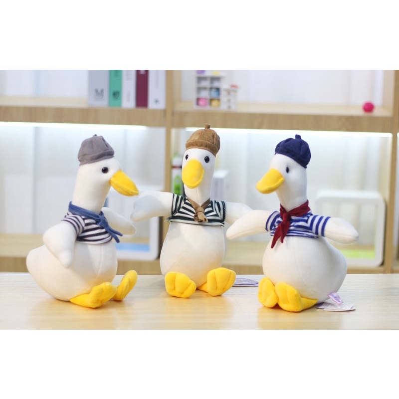 Gấu Bông Vịt -  Gố Ôm Vịt Đội Mũ Siêu Dễ Thương Size 30-45cm