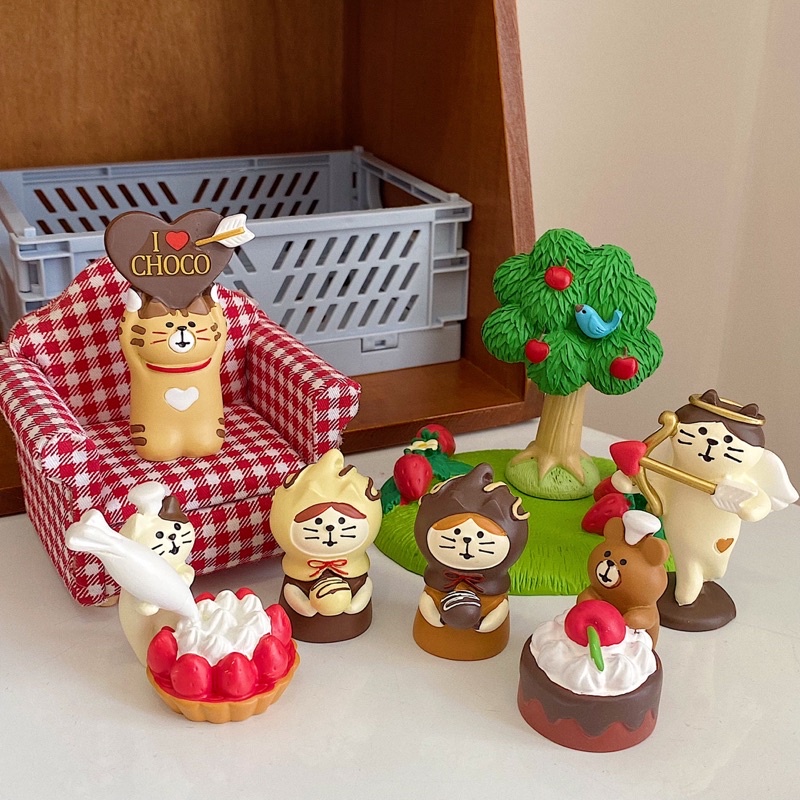 Mô hình mèo chủ đề Valentine Chocolate