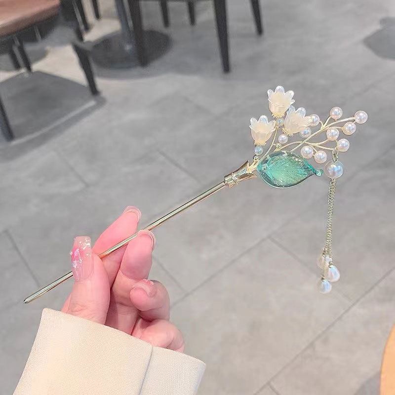 Trâm Cài Tóc Hình Hoa Lily Phối Tua Rua Phong Cách Cổ Điển Sang Trọng