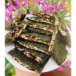 Bánh rong biển kẹp hạt ngũ cốc