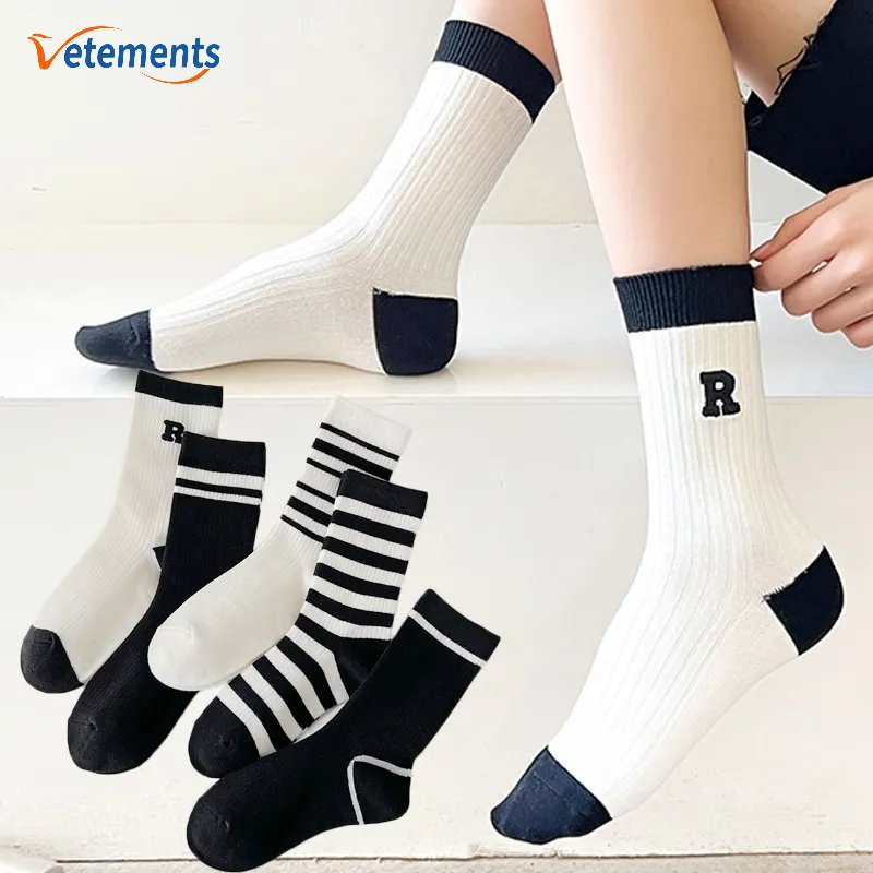 1 Đôi Vớ Thể Thao Cotton Thoải Mái Kẻ Sọc Trắng Đen Thời Trang Xuân Hè Cho Nam Và Nữ