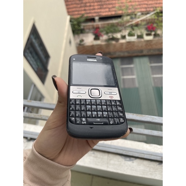 Điện thoại Nokia e5 e5-00 zin nguyên bản. Vỏ zin 100% | Bảo hành 12 tháng