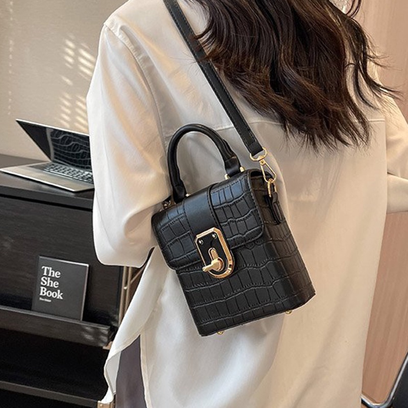 Túi Đeo Vai Thêu Họa Tiết Phong Cách retro Thời Trang Cao Cấp Cho Nữ