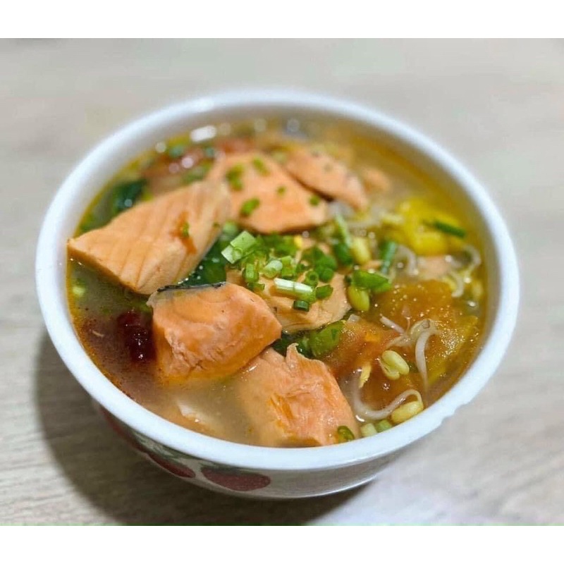 Vụn nạc cá hồi Nauy ko xương ko mỡ vỉ 0,5kg