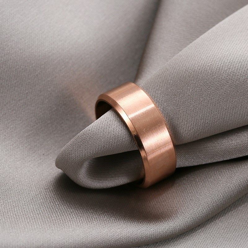 Nhẫn Thép Không Gỉ | Bông Tai Titan Bản Rộng 8MM Phong Cách Âu Mỹ | Nhẫn Thời Trang Mới