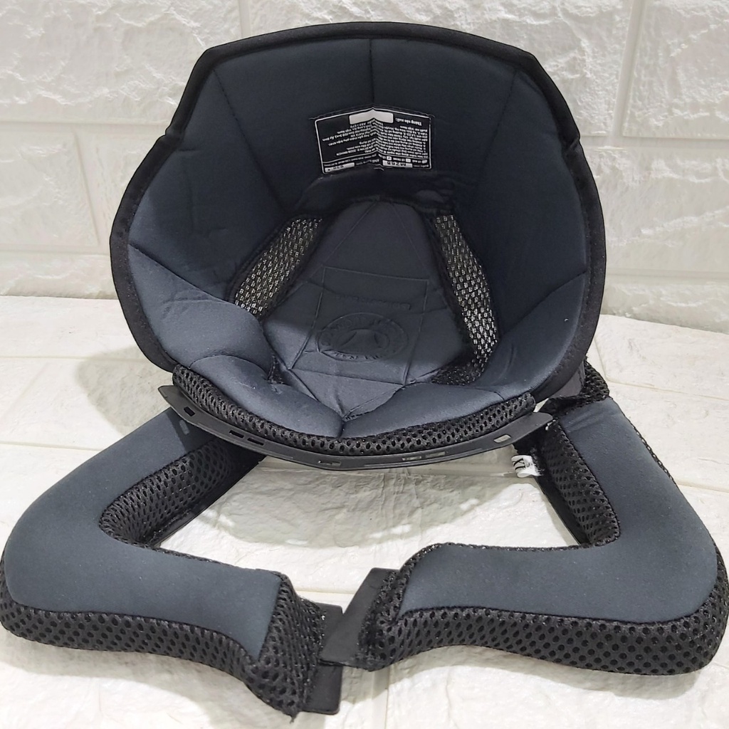 LÓT THAY MŨ BẢO HIỂM CHÍNH HÃNG ROYAL M268,XH01