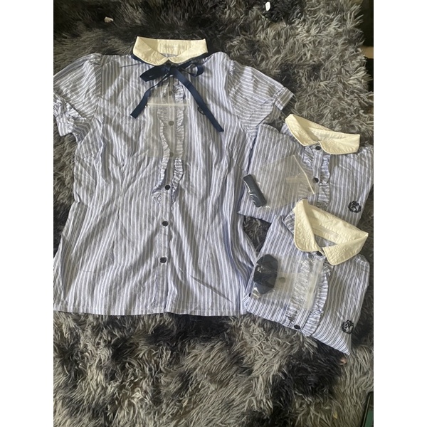 áo sơ mi thêu ở cổ 01, không có nơ ,xuất xịn size M,v1:92 trở lại