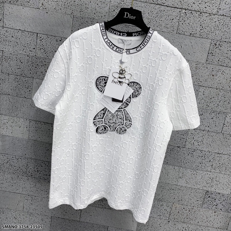 Áo Thun Nam Dio Hoạ Tiết Gấu Vân Nổi  - Áo Thun Nam Dio Cực Chất