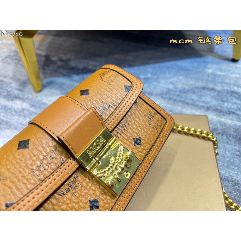 Túi nữ đeo chéo MC.M TRACY Classic da bò box nam châm size 20