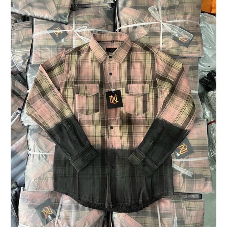 Áo sơ mi nam bbr ngắn tay loang màu rách gấu kẻ sọc caro nhiều , chất liệu cotton thấm hút mồ hôi cực kỳ tốt