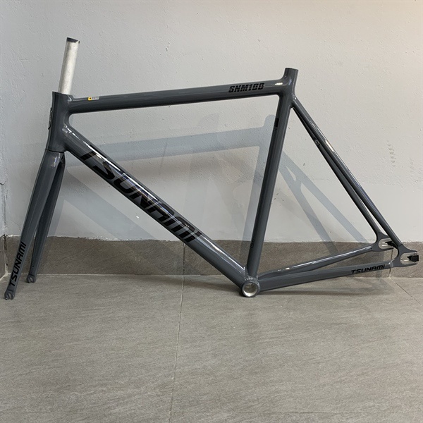 Khung xe đạp Fixed Gear Tsunami SNM100 màu Ghi tối