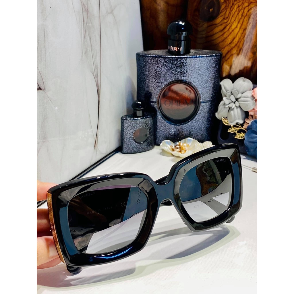 Kính mát nữ chính hãng Chanel - Kích thước Lens 53/22/140- Màu black mạ gold