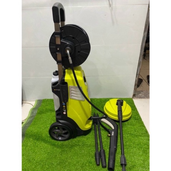 Máy rửa xe ryobi 2000w