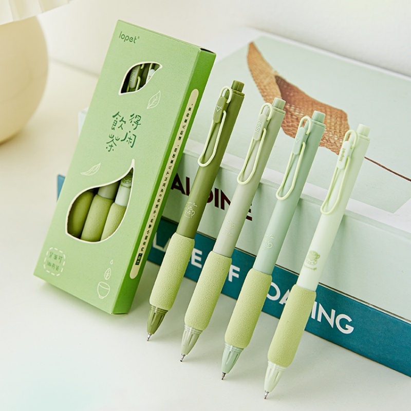 4 Chiếc Bút Bi Nước Mực Đen Ngòi 0.5mm C7343