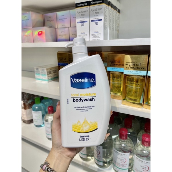 Sữa Tắm Trắng Da Vaseline Total Moisture Body Wash 1L