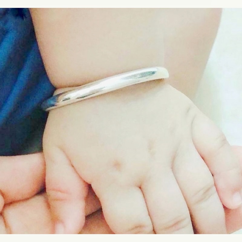 Lắc tay bạc cho bé,vòng bạc cho bé,lắc chân bạc cho bé ,lắc bạc trơn,vòng đeo tay bạc thật tránh gió cho bé kèm hộp đẹp