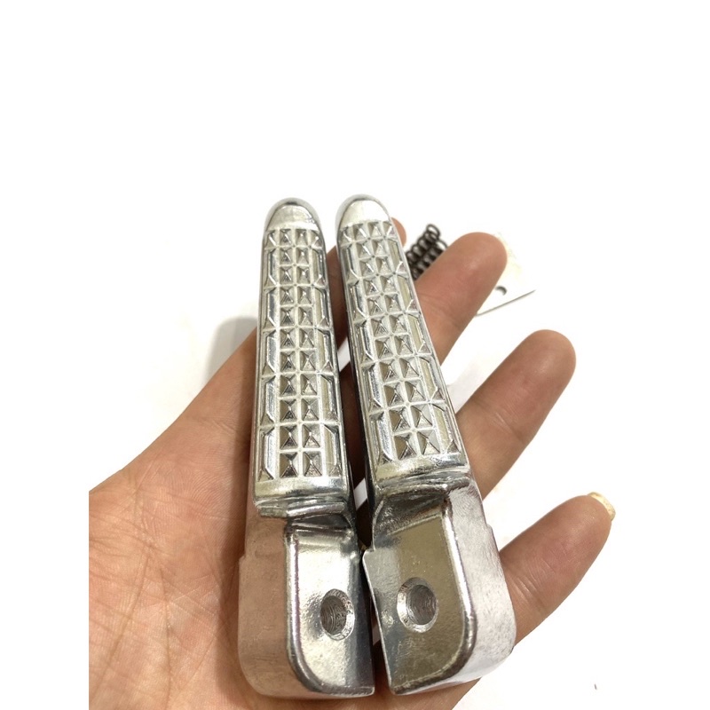 Gác Chân Nhôm Trắng Cnc Cao Cấp Gắn Các Dòng Xe Honda