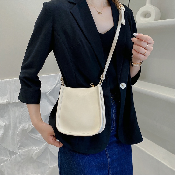 Túi xách nữ dạo phố đựng điện thoại ví tiền dáng basic dây đeo tùy chỉnh ngắn dài Capucha T2