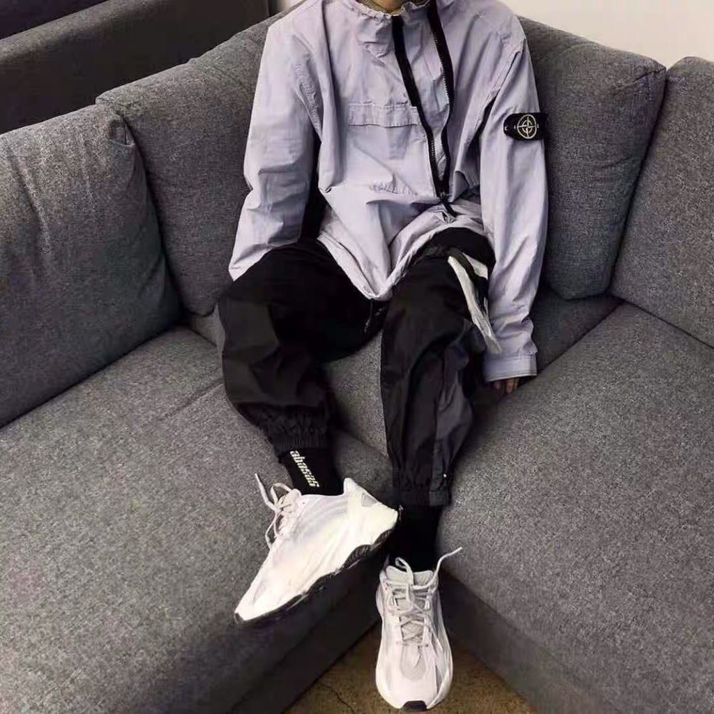 Hàng Có Sẵn Áo Khoác Đá S-XL Khóa Kéo Chéo Siêu Nhẹ Chống Gió Không Thấm Nước Màu Đen Xám jaket lelaki Thời Trang Mới Cho Nam