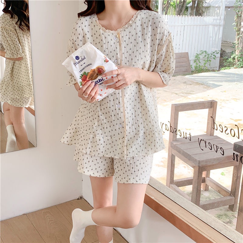 Bộ Đồ Ngủ Ngắn Tay Phối Ren Hoa Thời Trang Hàn Quốc Cho Nữ
