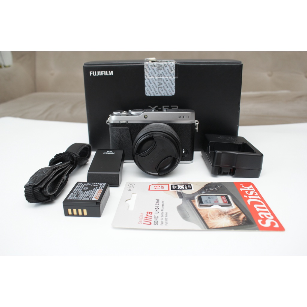 Máy ảnh Fuijfilm X-E3 kít 15-45mm fullbox mới 97%