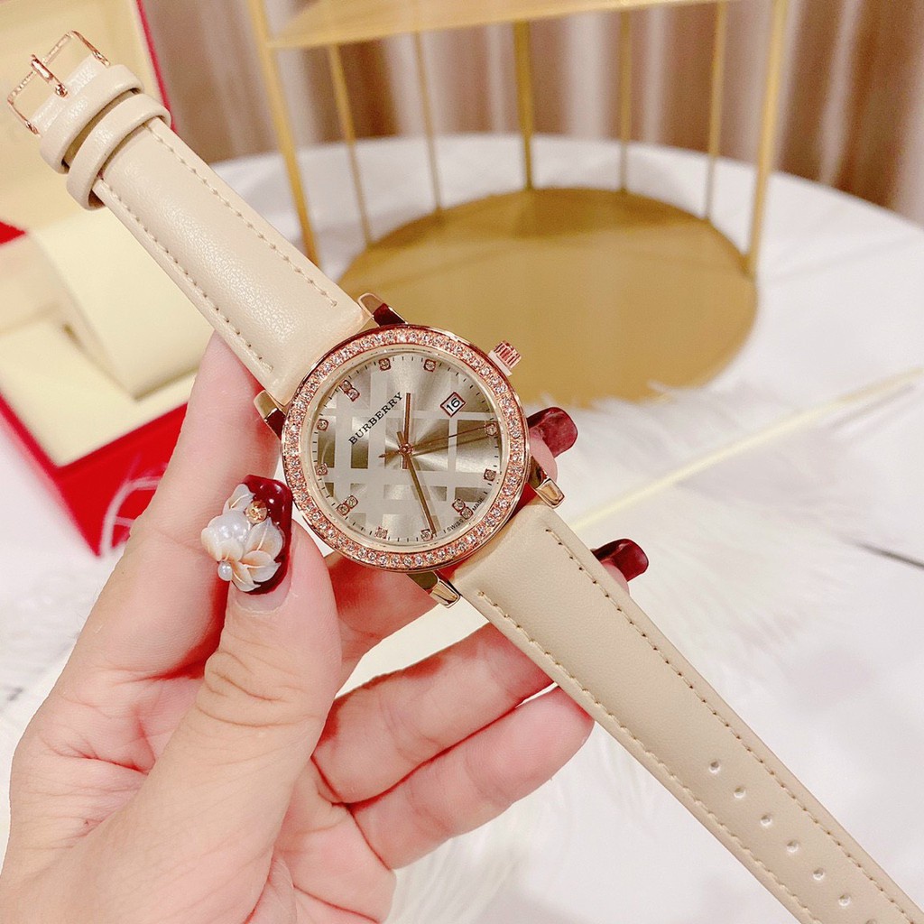 Đồng hồ nữ Bbr mặt tròn viền đá quai da mềm siêu đáng yêu, Đồng hồ thời trang màu nud bền đẹp sang trọng và thời thượng | BigBuy360 - bigbuy360.vn