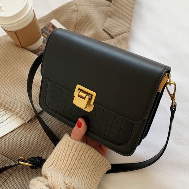 Túi xách đeo chéo quai da basic màu nâu