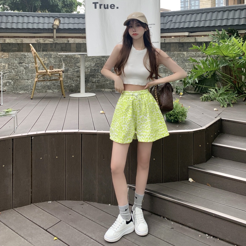 Quần Short Dáng Rộng Họa Tiết Da Báo Thiết Kế Mới Thời Trang Mùa