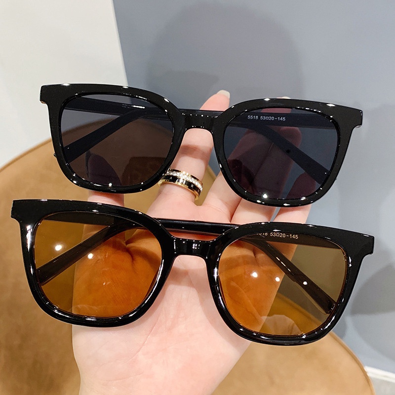 Kính Mát Gọng Đen Tròng Nâu Phong Cách retro Cá Tính Chống Tia UV