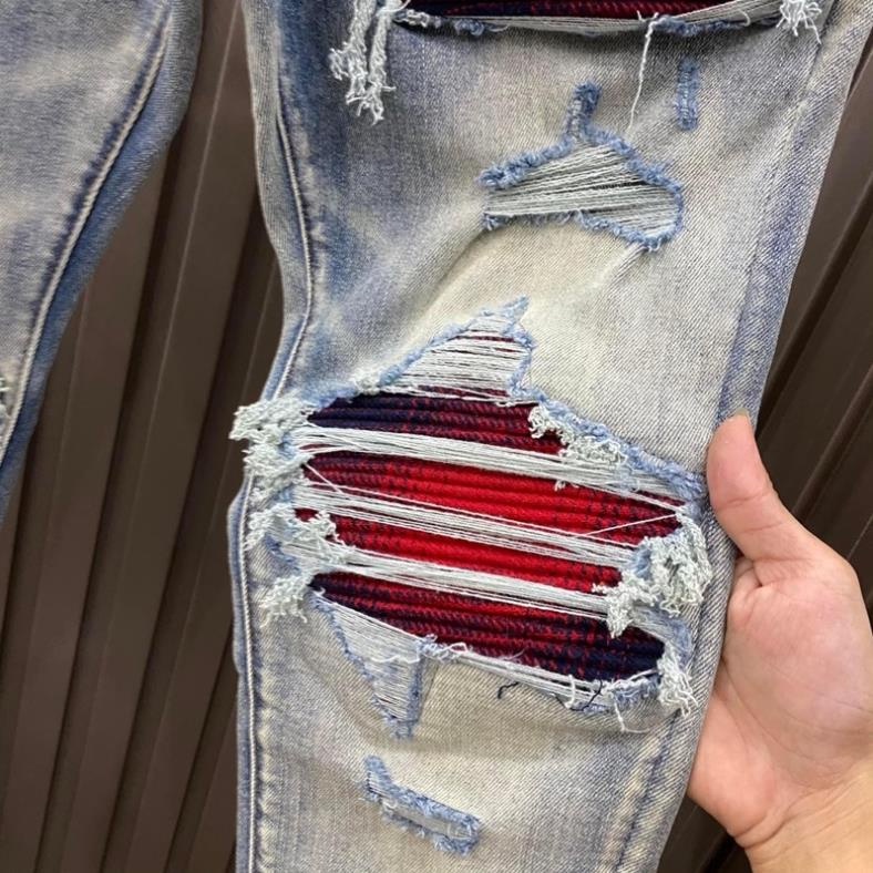 Quần JEAN Skinny Amiri Nam Wash Xanh Khói Rách Xù Viền Vá Vải Nhăn Đỏ Quần Bò Nam Xanh Khói Gối Vá Đỏ | BigBuy360 - bigbuy360.vn