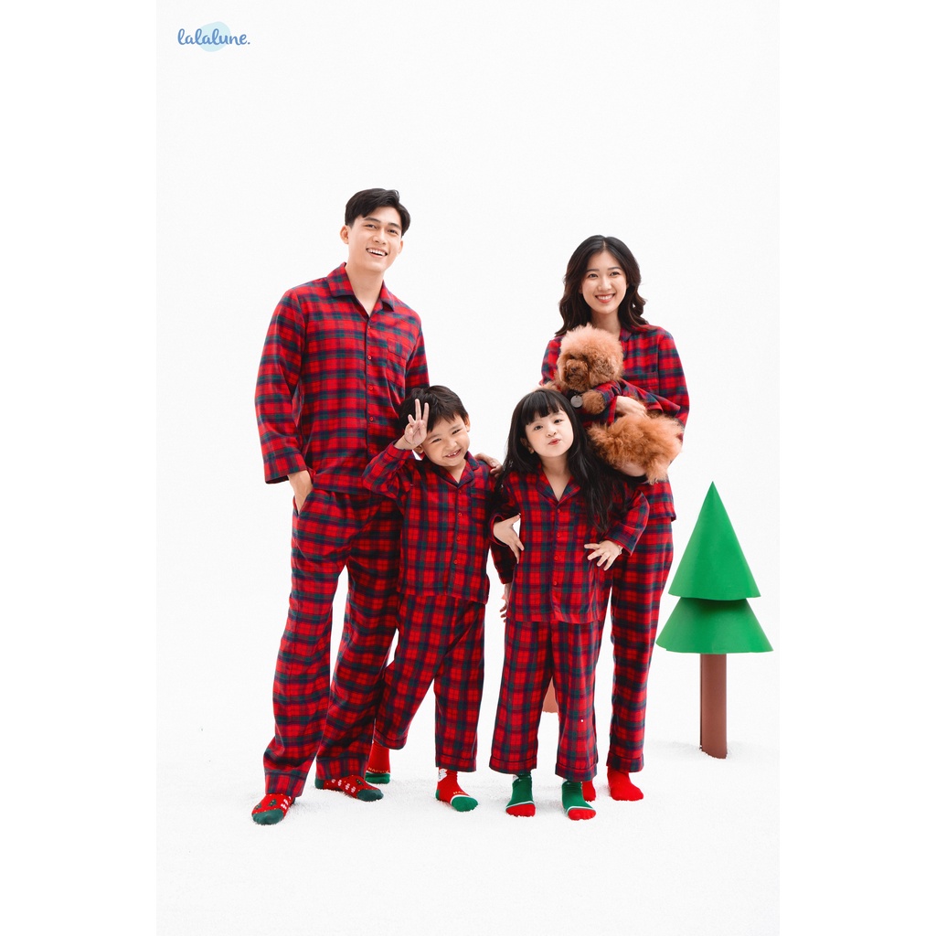 Pyjama nỉ LalaLune họa tiết caro đỏ cho cả gia đình