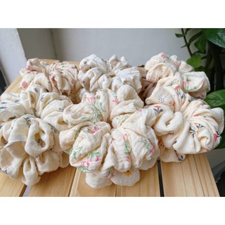 Cột tóc Scrunchies handmade họa tiết xinh xắn