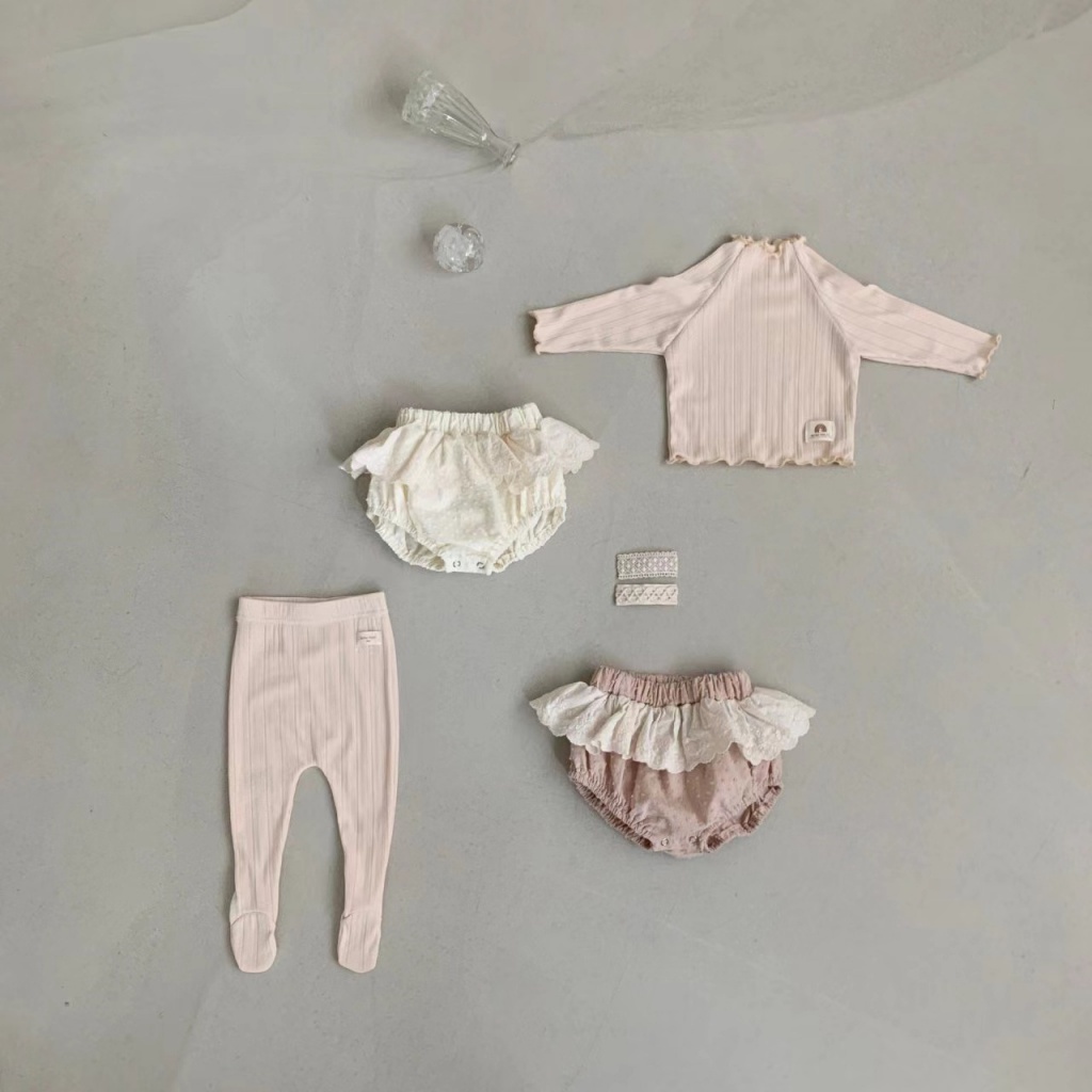 Quần Short Viền Ren Họa Tiết Chấm Bi Xinh Xắn Cho Bé Gái AO2I